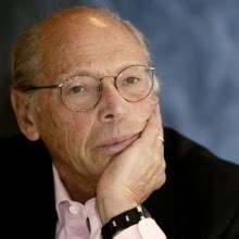 Демократия всегда под „прицелом“. Ее может сохранить лишь недремлющий дух.
