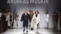 Ветераны на протезах стали моделями Ukrainian Fashion Week