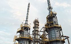 Украина атаковала станцию нефтепровода «Дружба» в Брянской области и Ильский НПЗ в Краснодарском крае