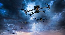 Против "Шахедов" и КАБов - Украина первая в мире проверит, может ли один оператор "управлять" 100 дронами