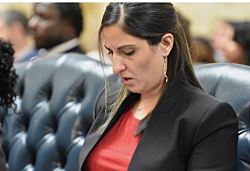 Сенатору штата от Демократической партии предъявлены обвинения