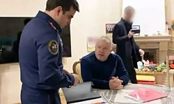 Силовики задержали за взятки очередного регионального министра России