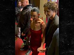 Певица Кэти Перри впервые появилась на публике с бывшим премьер-министром Канады Джастином Трюдо