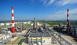 Украина атаковала Сызранский НПЗ в Самарской области. Два человека погибли