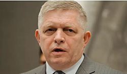 Премьер Словакии намерен встретиться с президентом РФ в Пекине