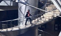 Воры Лувра пытались продать драгоценности израильской фирме