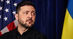 Зеленский заявил, что общество страны не поддержит передачу территорий России на референдуме.