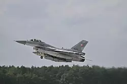 Польша не будет сбивать ракеты РФ без разрешения всего НАТО: Байден не хочет эскалации