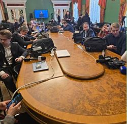 в Кремль на встречу Владимира Путина с Александром Лукашенко аккредитовалось беспрецедентное количество журналистов 
