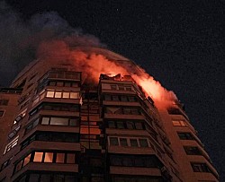 Массированный удар РФ по Украине за день до мирных переговоров при посредничестве США